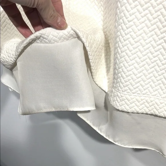 White House Black Market Cream textured blouse Top short sleeve size large - Picture 4 of 7